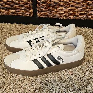 Adidas - VL Court Sneakers